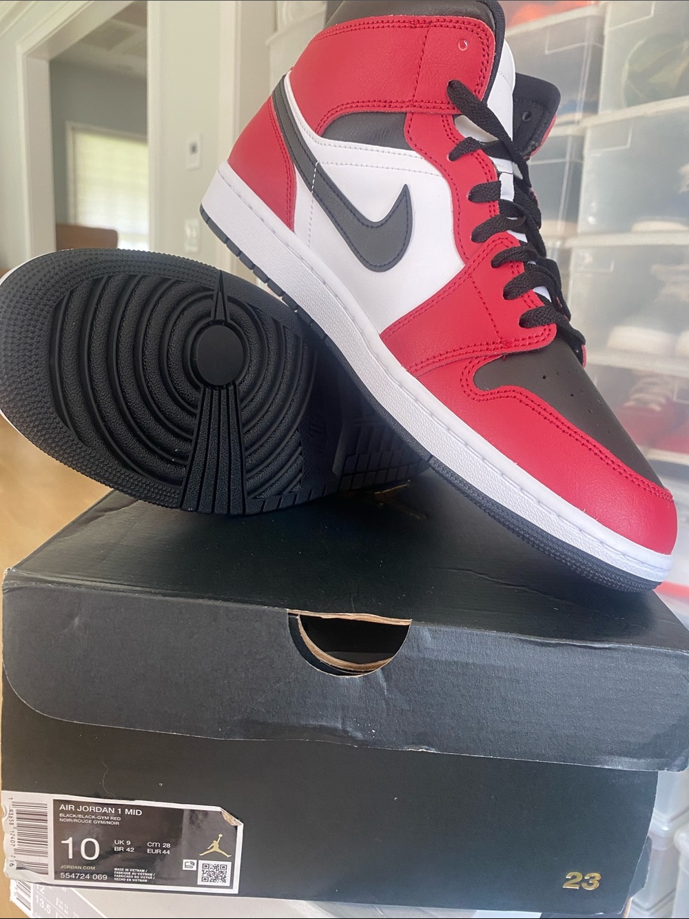 Jordan Air Jordan 1 Mid Red Black White